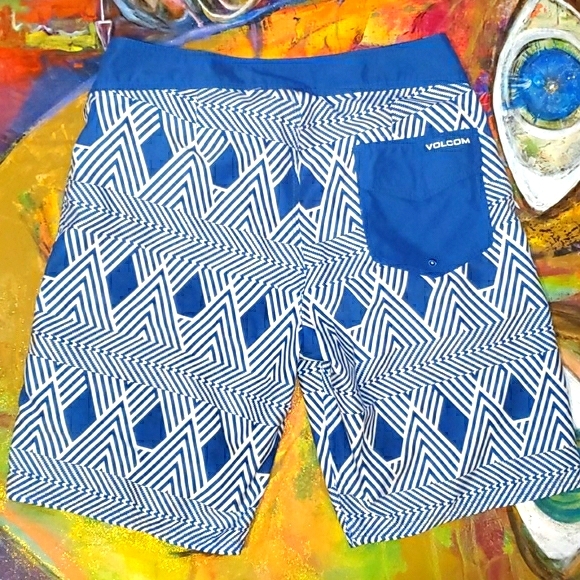 Volcom mens swim wear - Picture 9 of 12